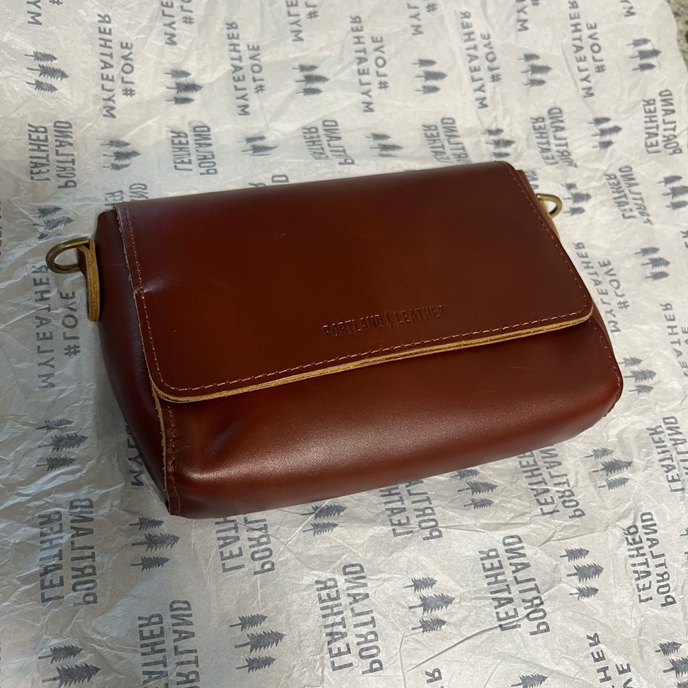 Portland leather goods Mini Metro crossbody Brown Leather Crossbody Bag - Picture 13 of 14